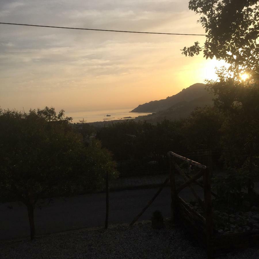 Ferienwohnung Il Cipresso Salerno Exterior foto
